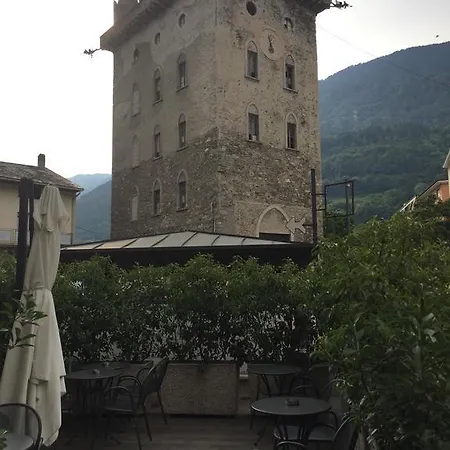 Guest house De La Tour Tirano